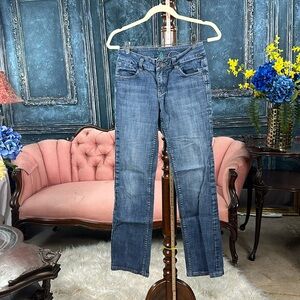 Worn Jeans 4/27 has stretch!